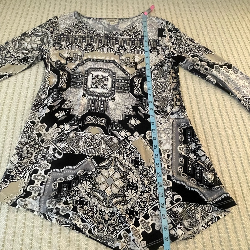 ONE WORLD Black & Cream Printed Long Sleeve Blouse - Size: Large - Picture 3 of 6